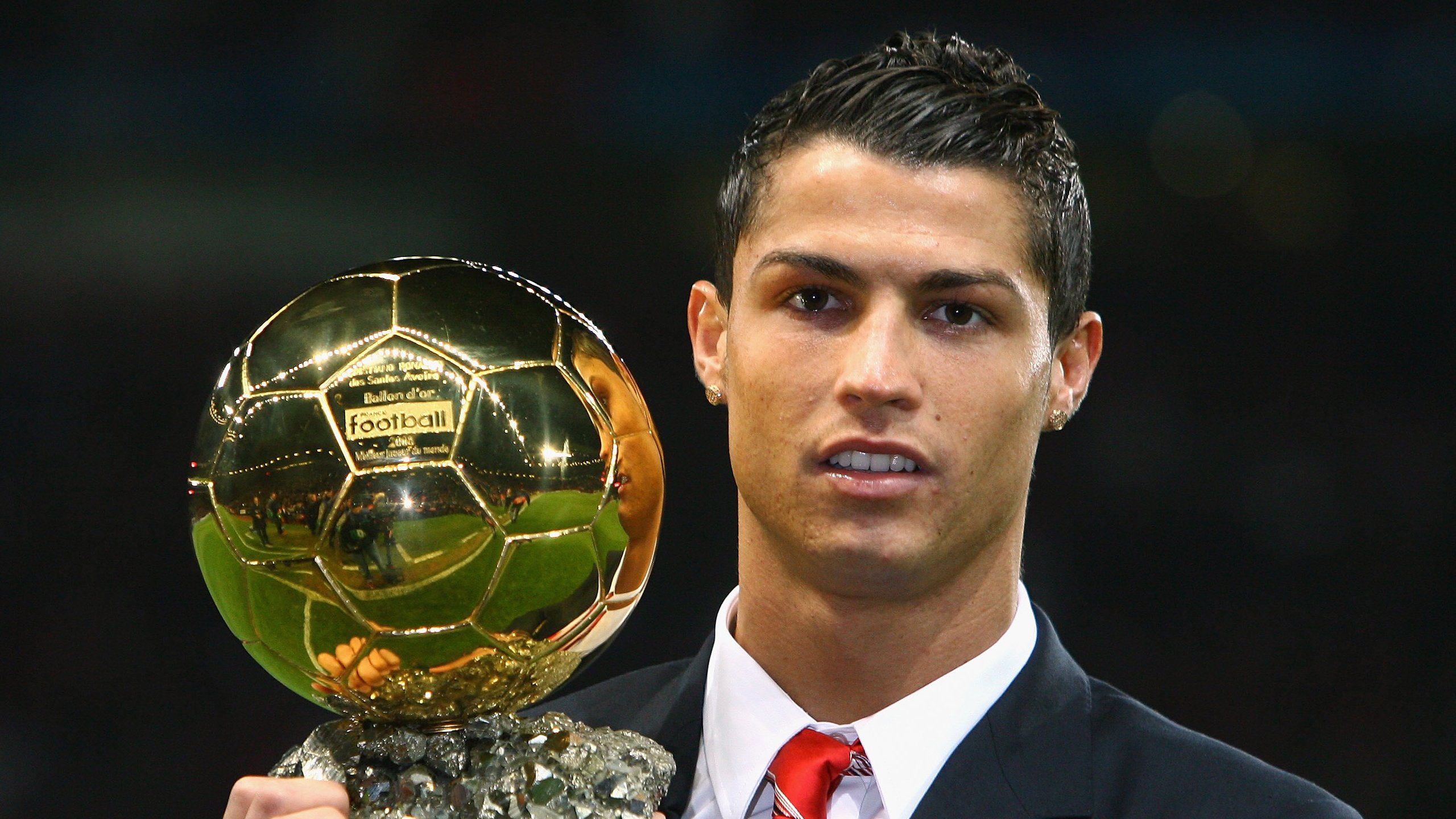 开云体育官方网入口-球员年假不足，新月被迫退出超级杯，新月摔倒是哪一集